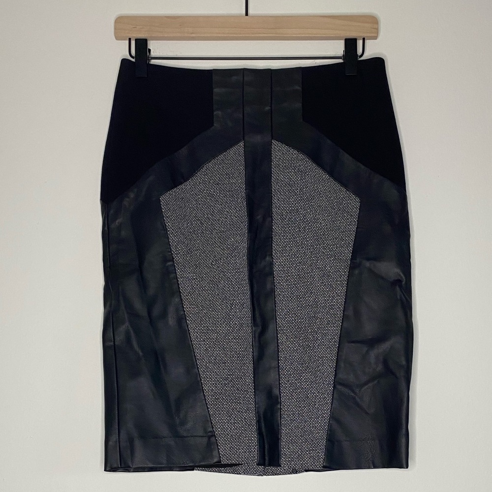 New Ann Taylor Skirt 0